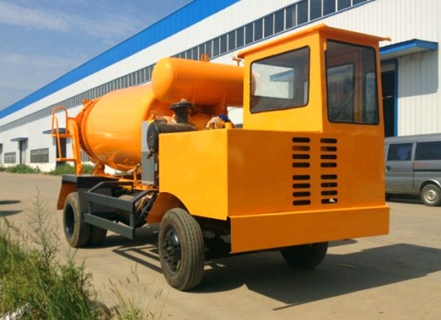 礦用攪拌車(chē)