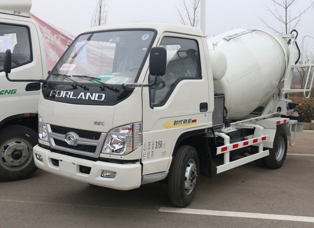 福田時(shí)代隧道2方攪拌車(chē)