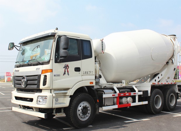 福田歐曼14方攪拌車(chē)