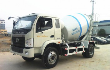 福田時(shí)代5方水泥攪拌車(chē)