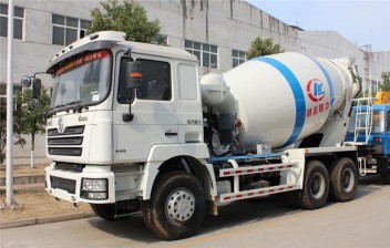 陜汽德龍8方混凝土攪拌車(chē)